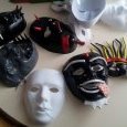 Masques créés par les élèves en Arts appliqués